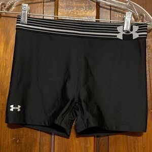 Women’s Under Amour boy shorts